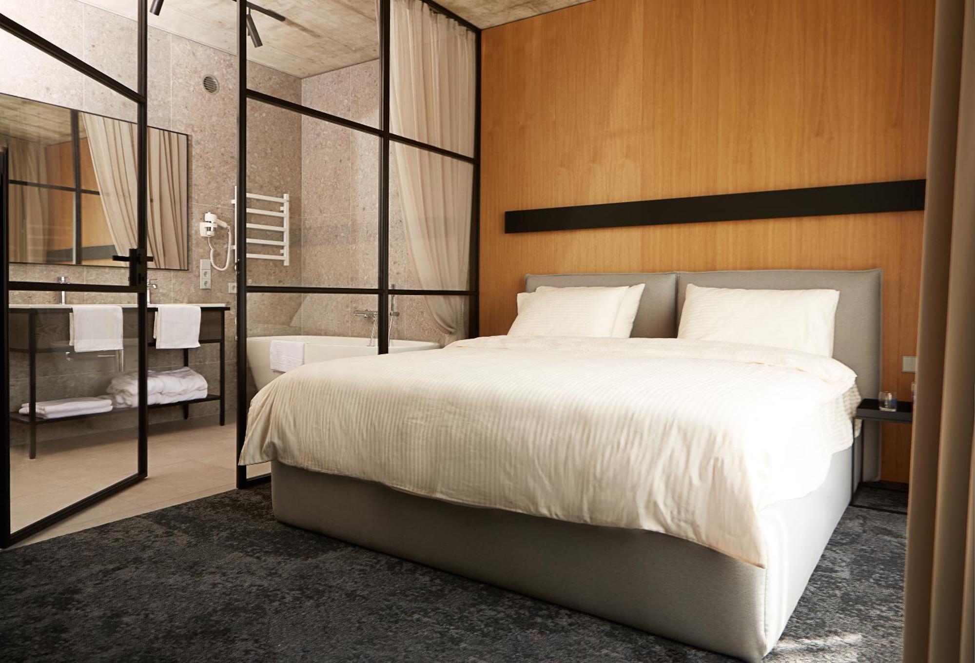 Air Hotel Karmėlava Εξωτερικό φωτογραφία